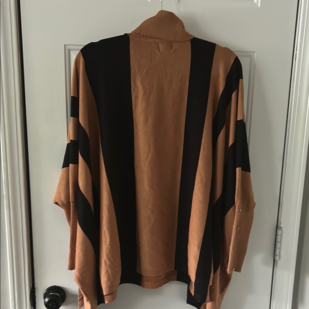 NWT JM Collection Ribbed Camel Turtleneck - Picture 3 of 4